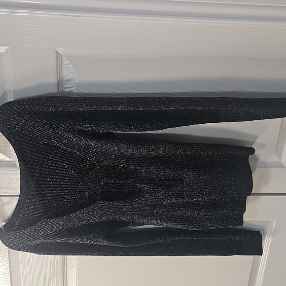 NWT ICHI Metallic Crossback Long Sleeved Ribbed Knit Metallic Black Top XL - Picture 10 of 13